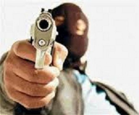 PADARIA É ASSALTADA EM PASSOS: